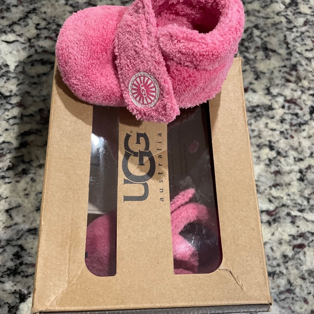 Baby Girl Ugg size 1c